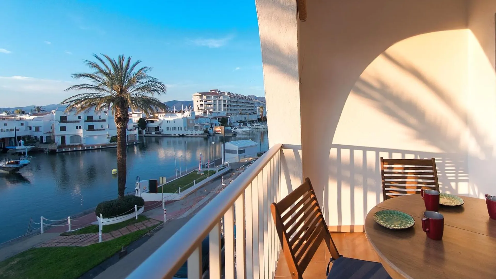 Welcs Estudio 229 Emp Con Vista Al Canal Empuriabrava