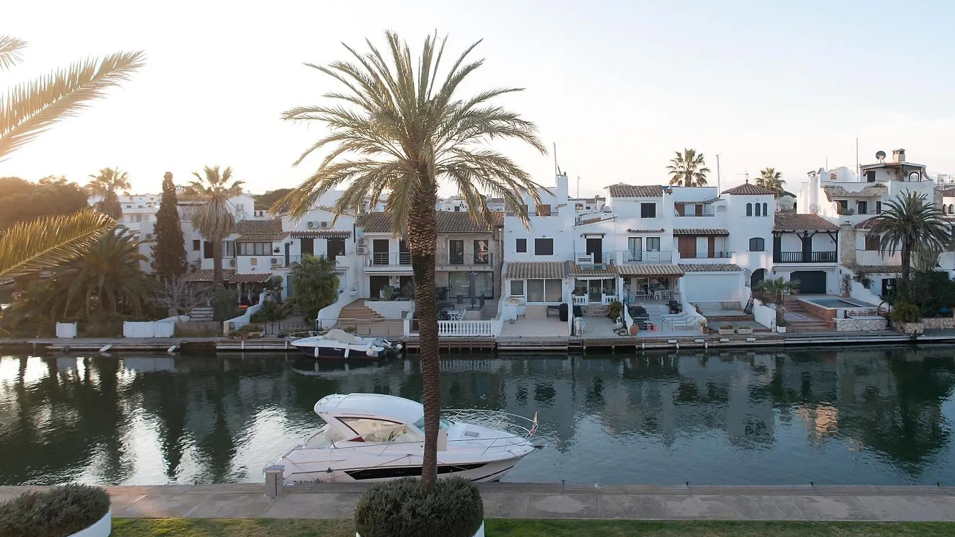Welcs Estudio 229 Emp Con Vista Al Canal Empuriabrava 0*,